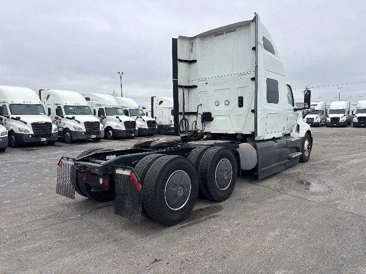 2023 International LT in La Porte, IN — photo 7