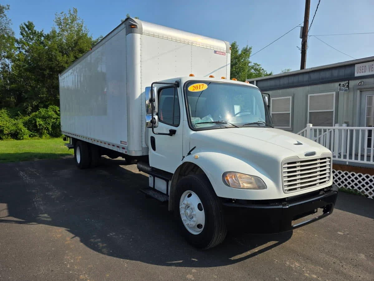 2017 Freightliner M2 106 in Bensalem, PA — photo 3