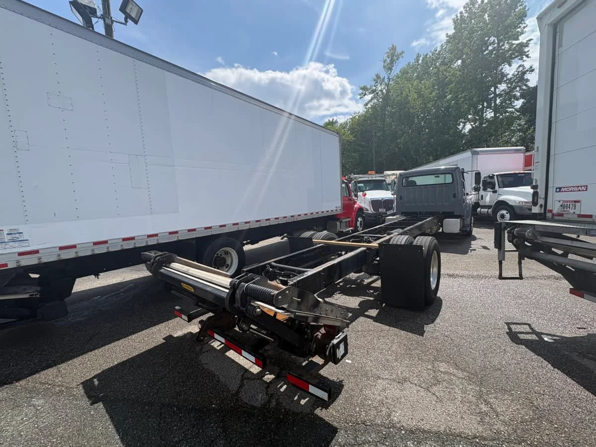 2019 Freightliner M2 106 in Ashland, VA — photo 4