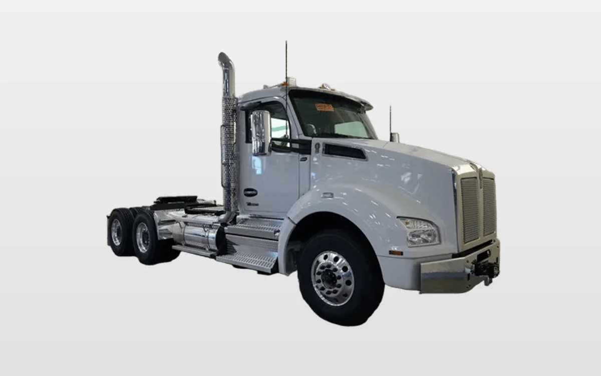 2027 Kenworth T880 - image 1