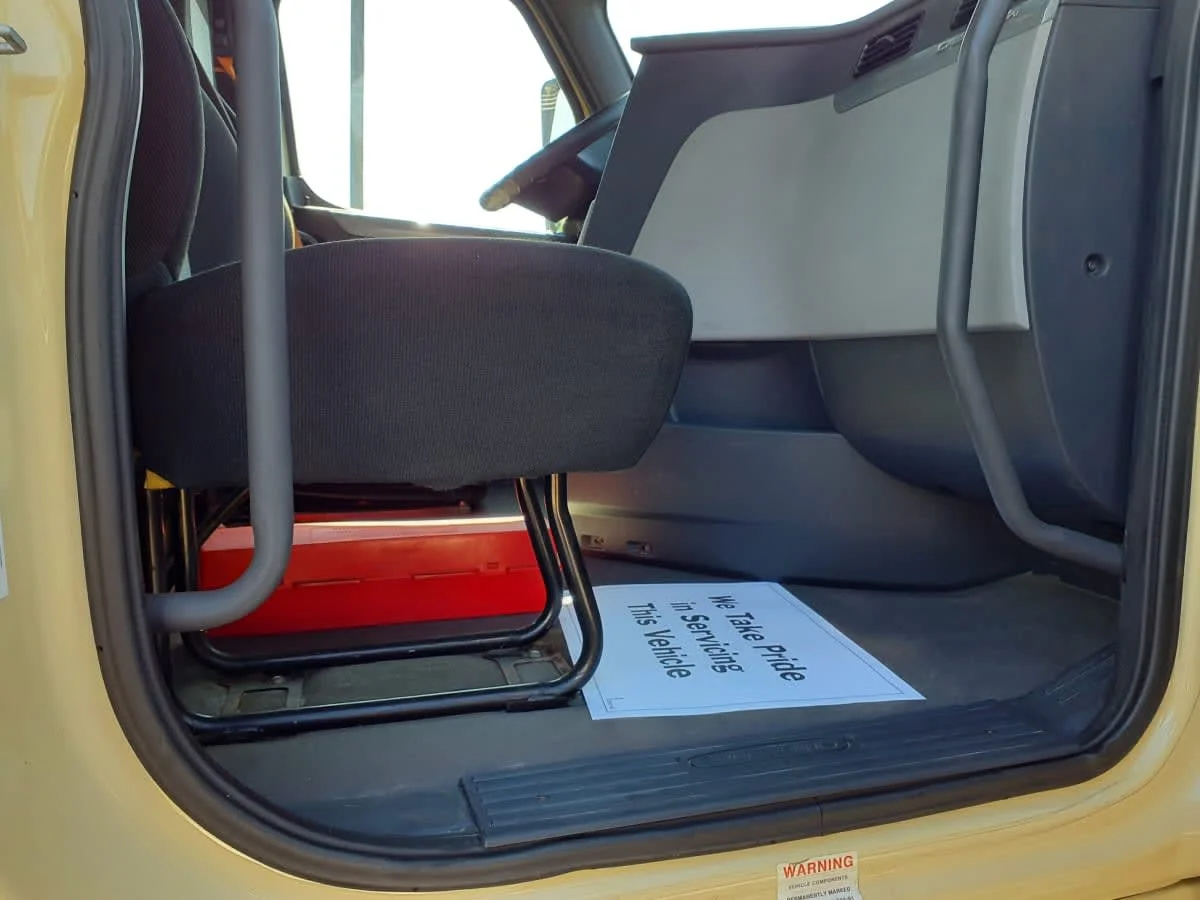2020 Freightliner Cascadia in O'fallon, MO — photo 10