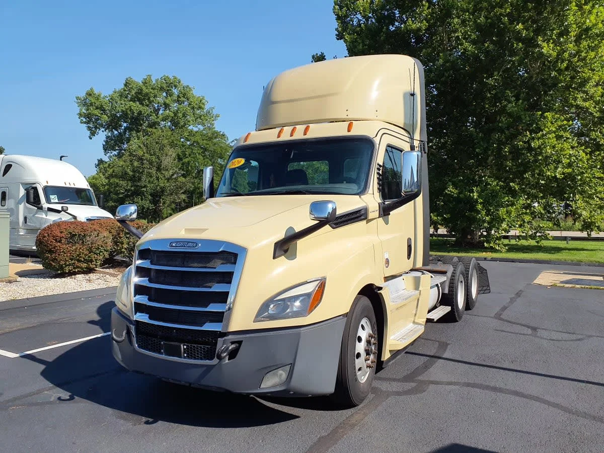 2020 Freightliner Cascadia