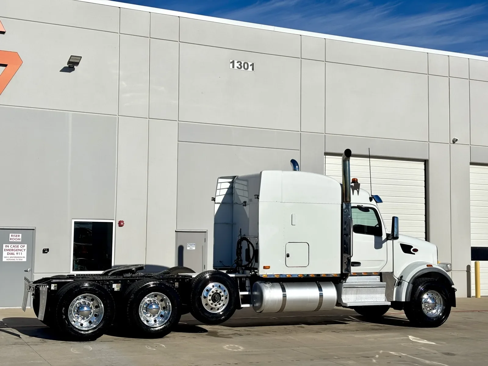 2024 Peterbilt 567 in Hutchins, TX — photo 5