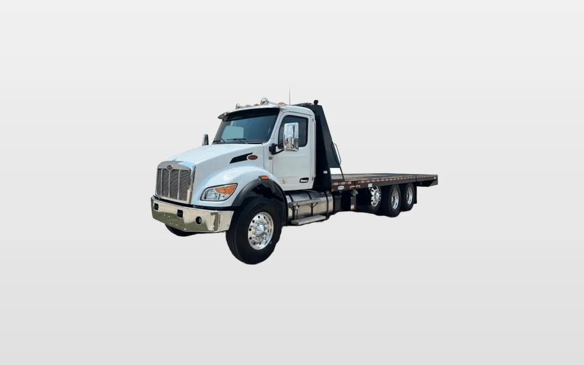 2024 Peterbilt - image 1