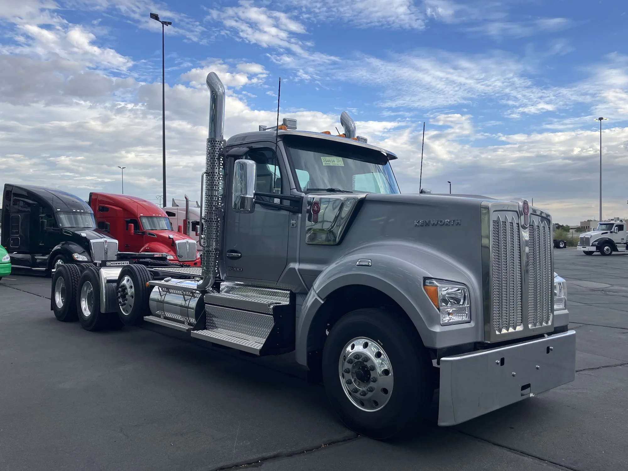 2027 Kenworth W990 in Salt Lake, UT — photo 3