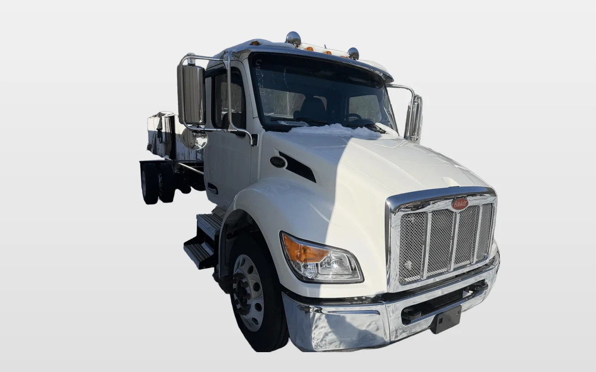 2025 Peterbilt 536 - image 1