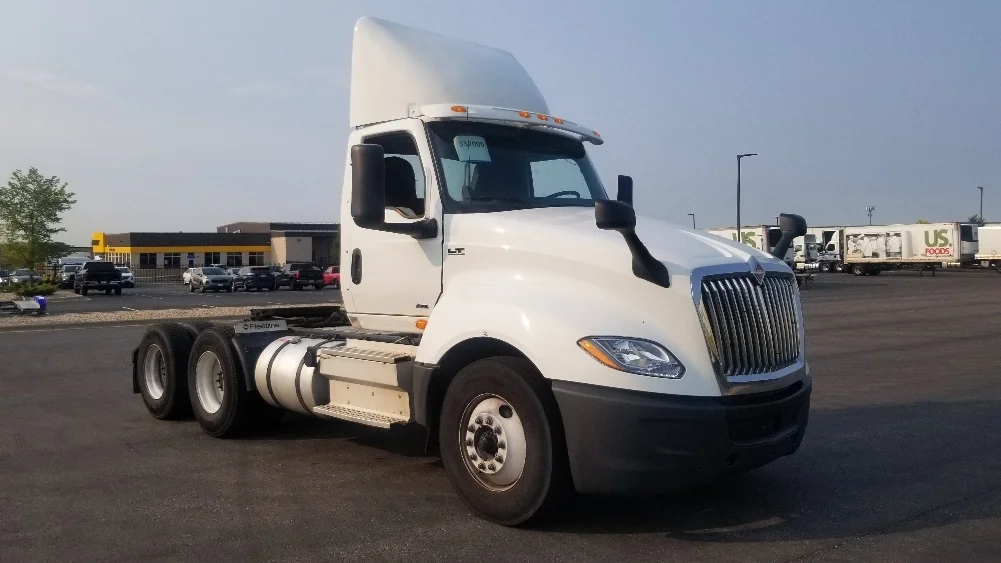 2019 International LT in Windsor, WI