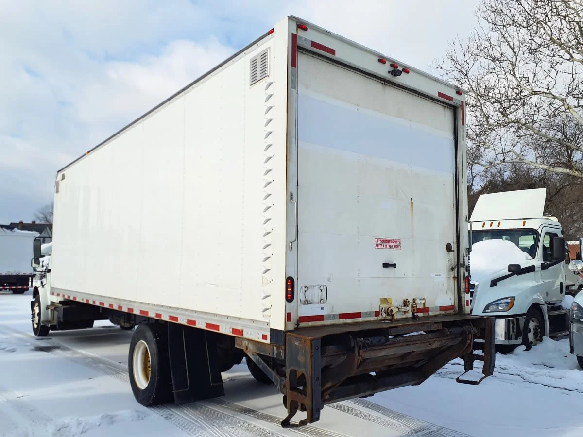 2020 Freightliner M2 106 in Springfield, MA — photo 6