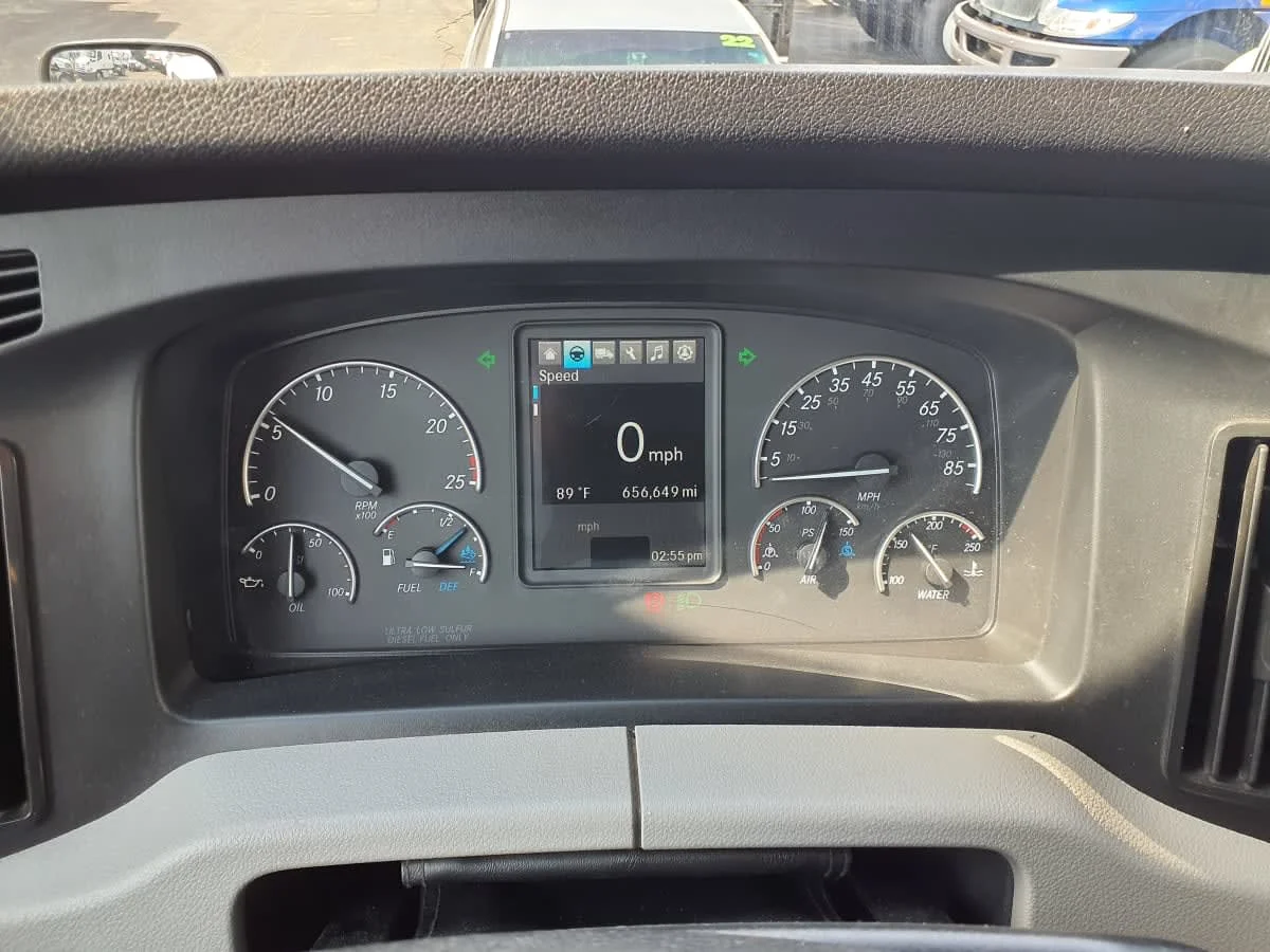 2021 Freightliner Cascadia in Bolingbrook, IL — photo 10