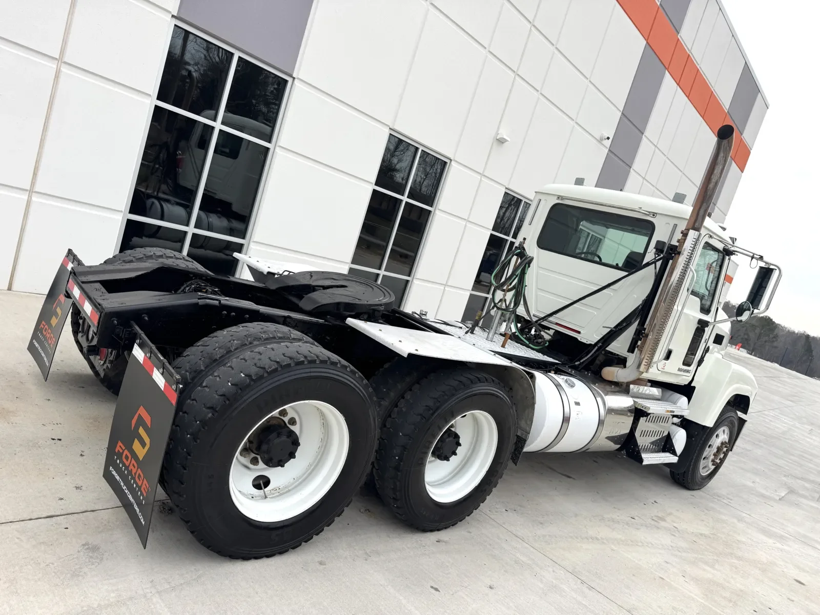 2016 Mack Pinnacle in Greer, SC — photo 11