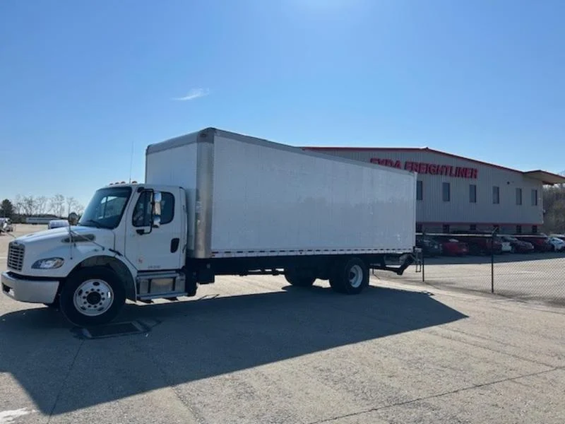 2018 Freightliner M2 106 in Walton, KY