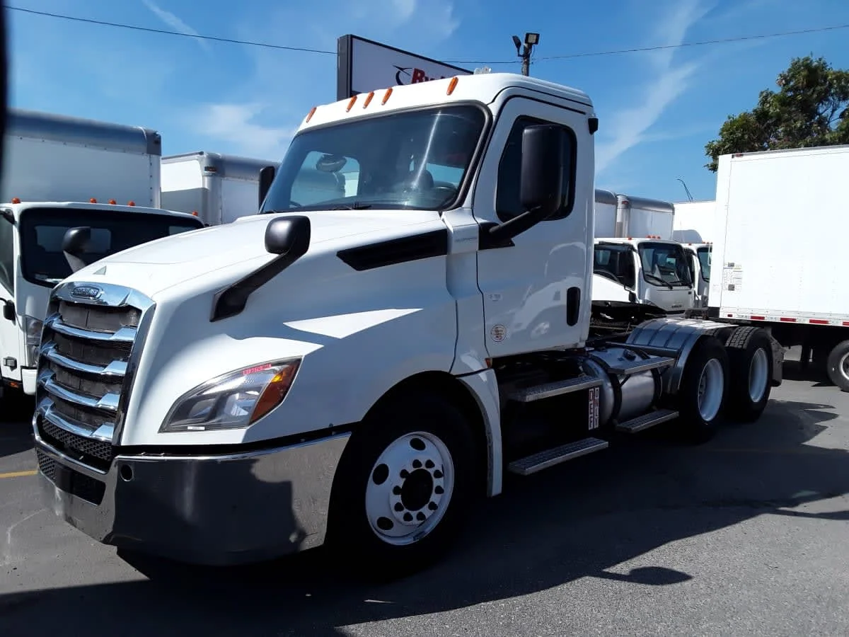 2019 Freightliner Cascadia in Salisbury, MA