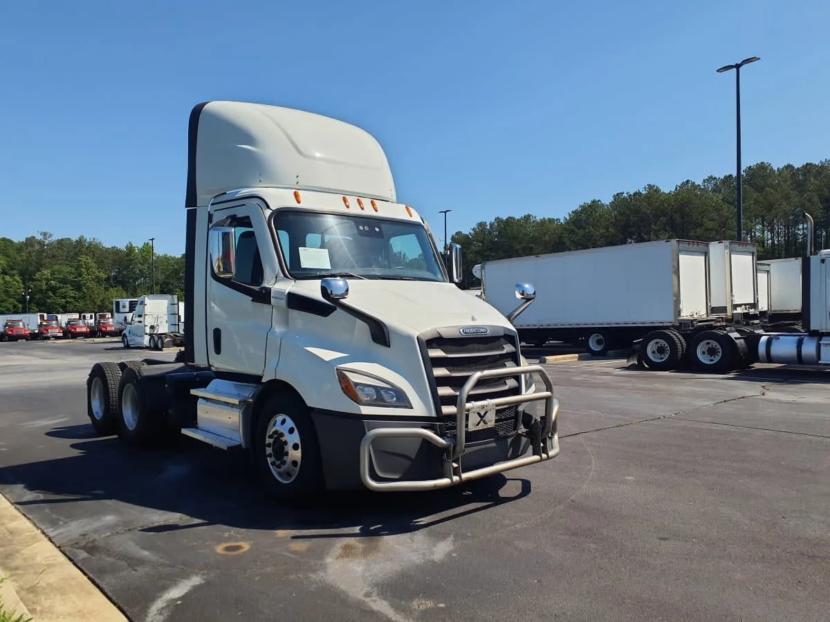 2023 Freightliner Cascadia