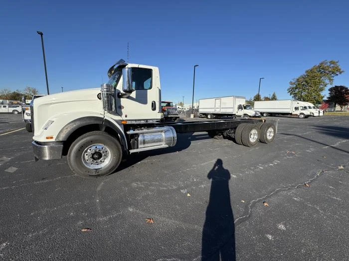 2026 International HX - image 11