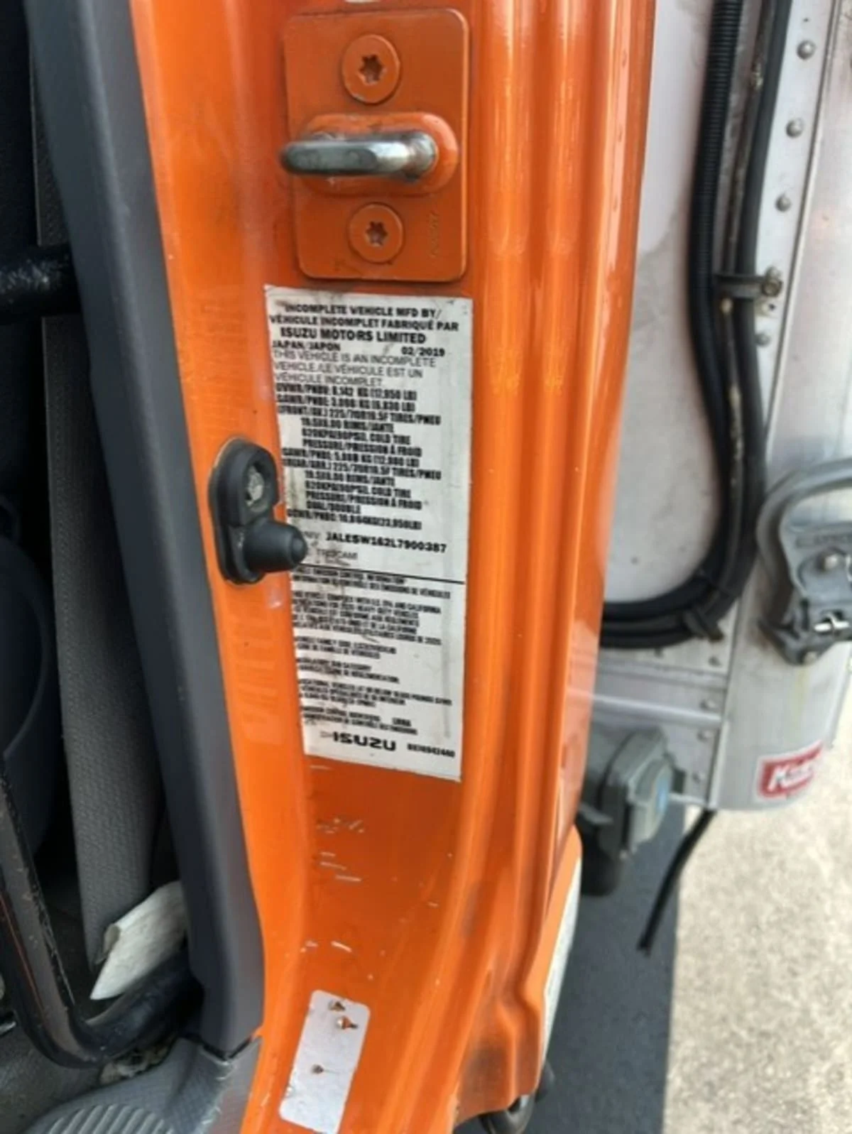2020 Isuzu NQR in Farmingdale, NY — photo 13