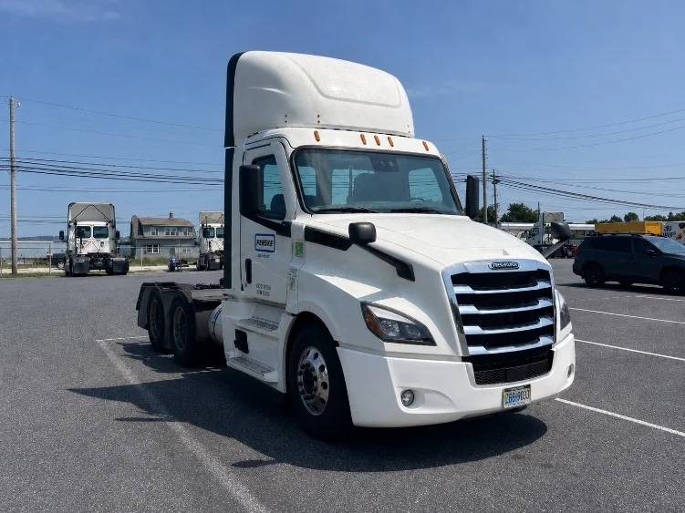 2022 Freightliner Cascadia