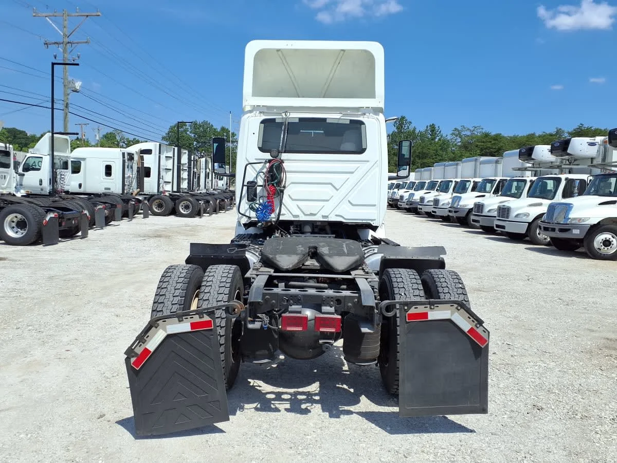 2020 International RH - image 5