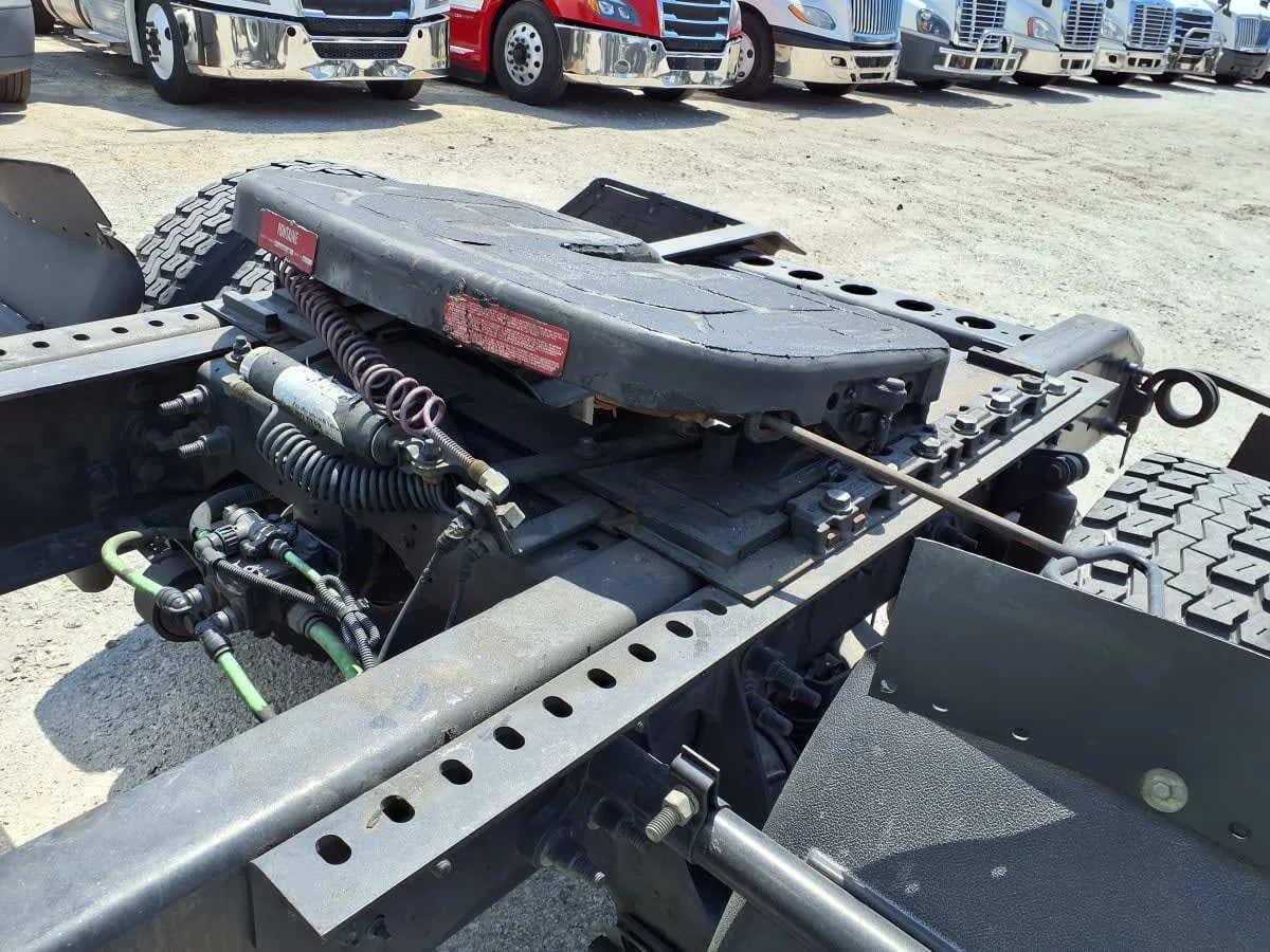 2020 International RH - image 13