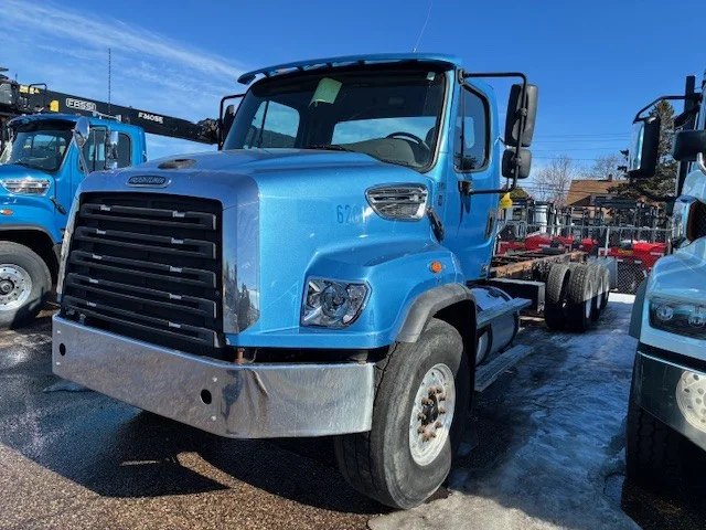 2016 Freightliner 114SD in Marshfield, WI — photo 9