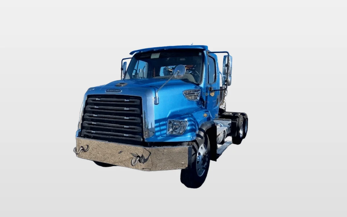 2016 Freightliner 114SD - image 1