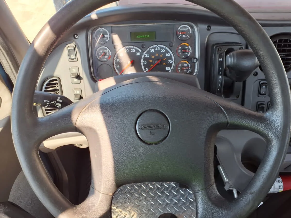 2019 Freightliner M2 106 in Greenville, SC — photo 10