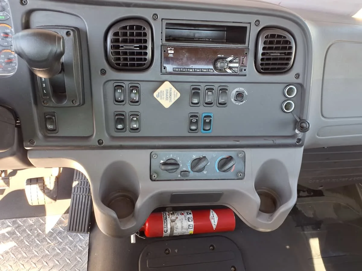 2019 Freightliner M2 106 in Greenville, SC — photo 11