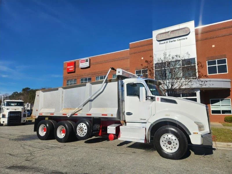 2017 Kenworth T880 in Greensboro
