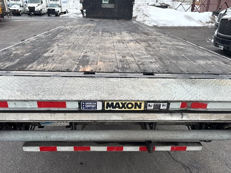 2020 Hino 338 - image 10