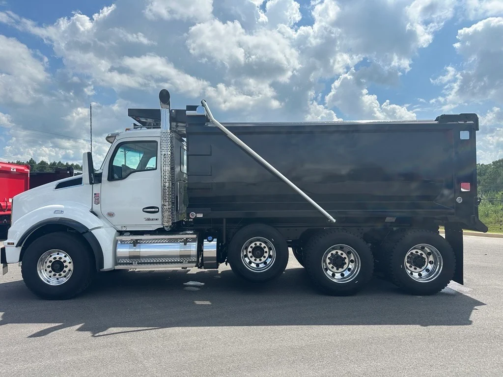 2027 Kenworth in Mobile, AL — photo 2