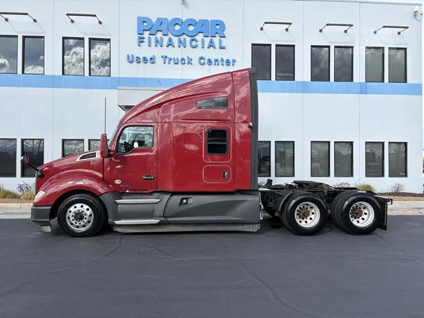 2022 Kenworth T680 - image 4