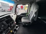 2022 Kenworth T680 - image 27