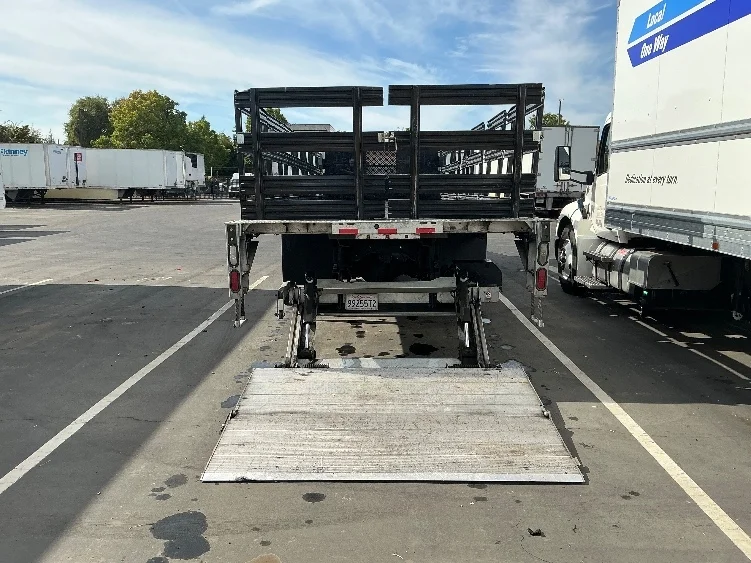 2020 Freightliner eM2 in West Sacramento, CA — photo 9