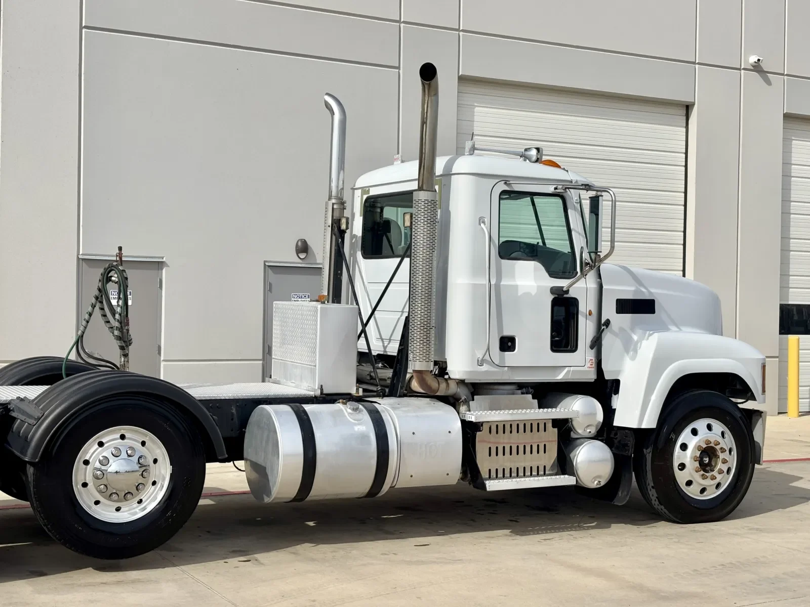 2012 Mack Pinnacle in Hutchins, TX — photo 7