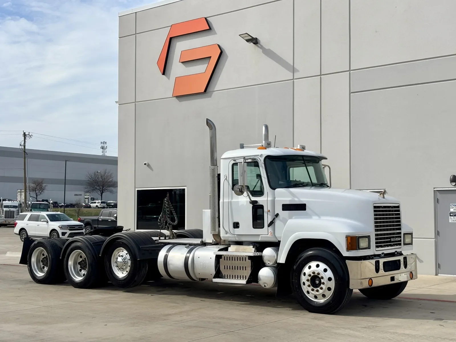 2012 Mack Pinnacle in Hutchins, TX
