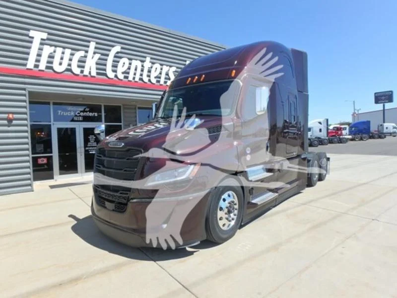 2027 Freightliner Cascadia