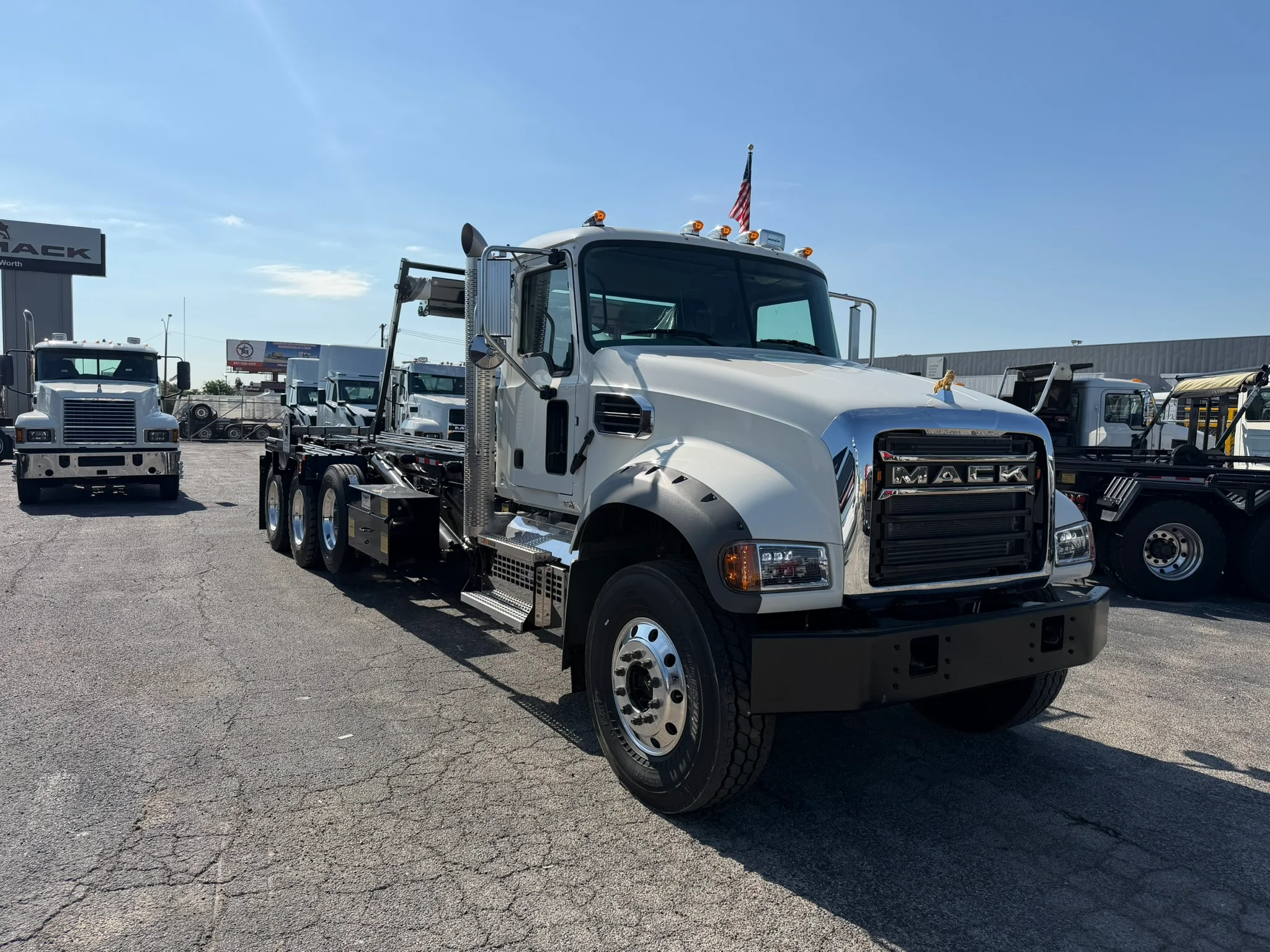 2026 Mack Granite in Fort Worth, TX — photo 3