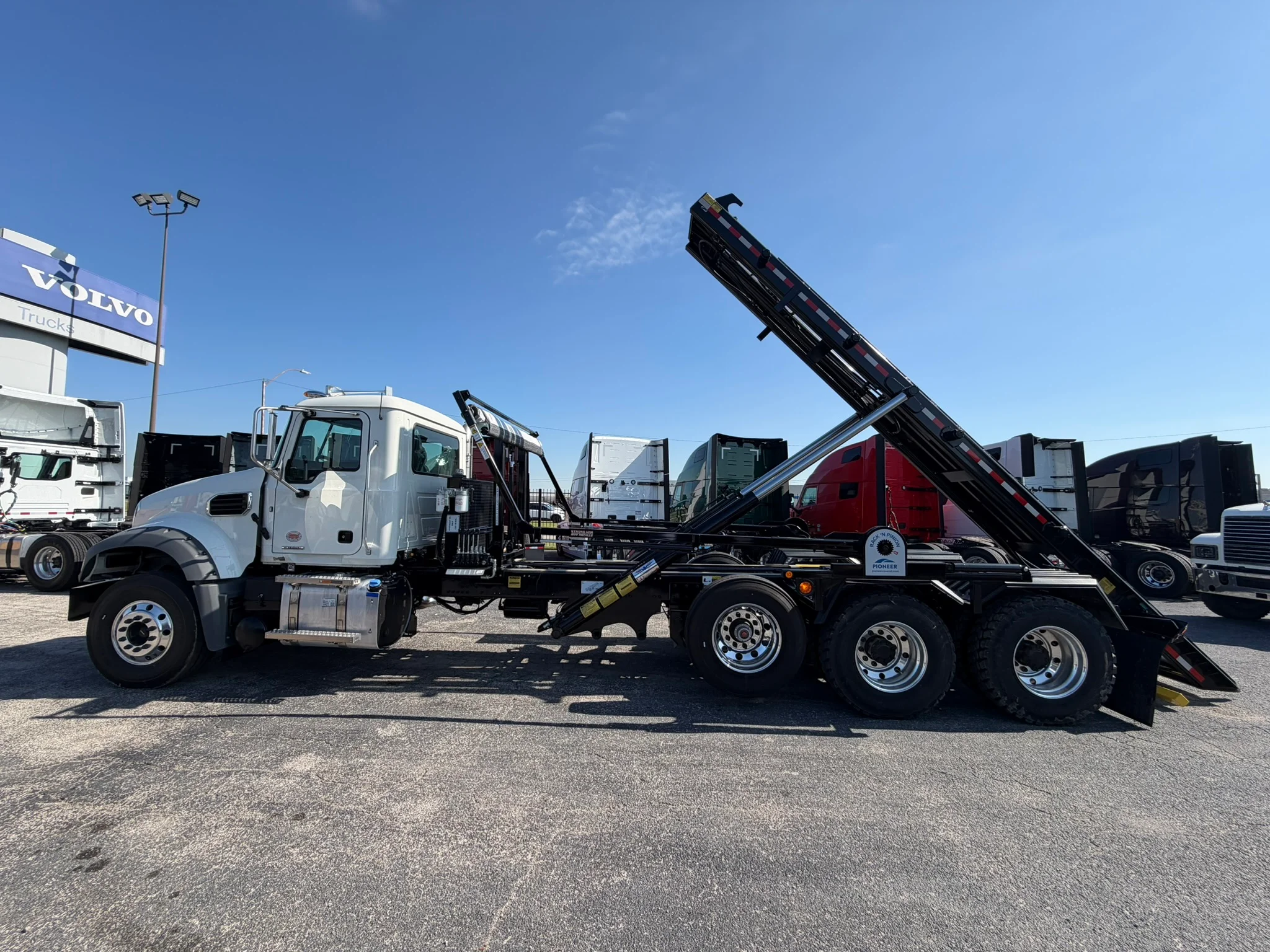 2026 Mack Granite in Fort Worth, TX — photo 11