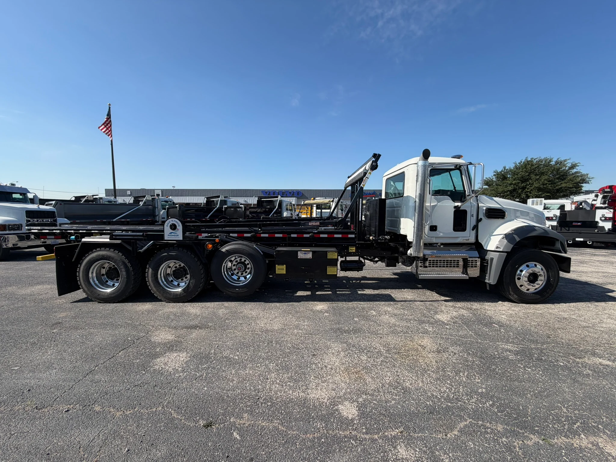 2026 Mack Granite in Fort Worth, TX — photo 4