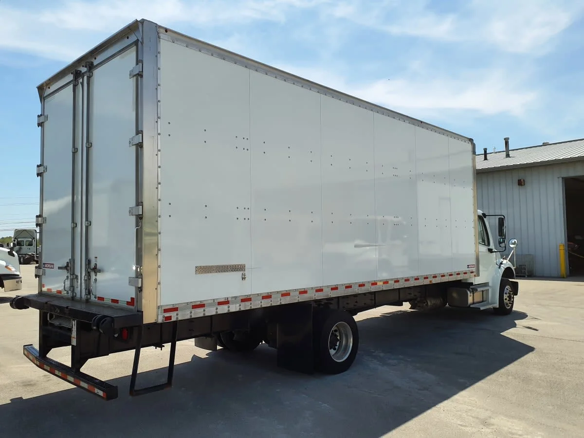 2020 Freightliner M2 106 in Indianapolis, IN — photo 4