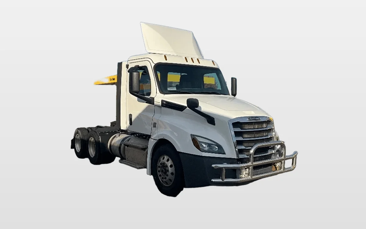 2019 Freightliner - image 1