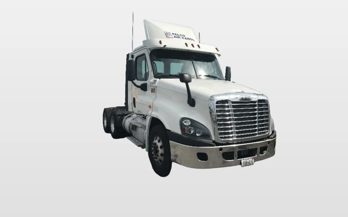2018 Freightliner - image 1