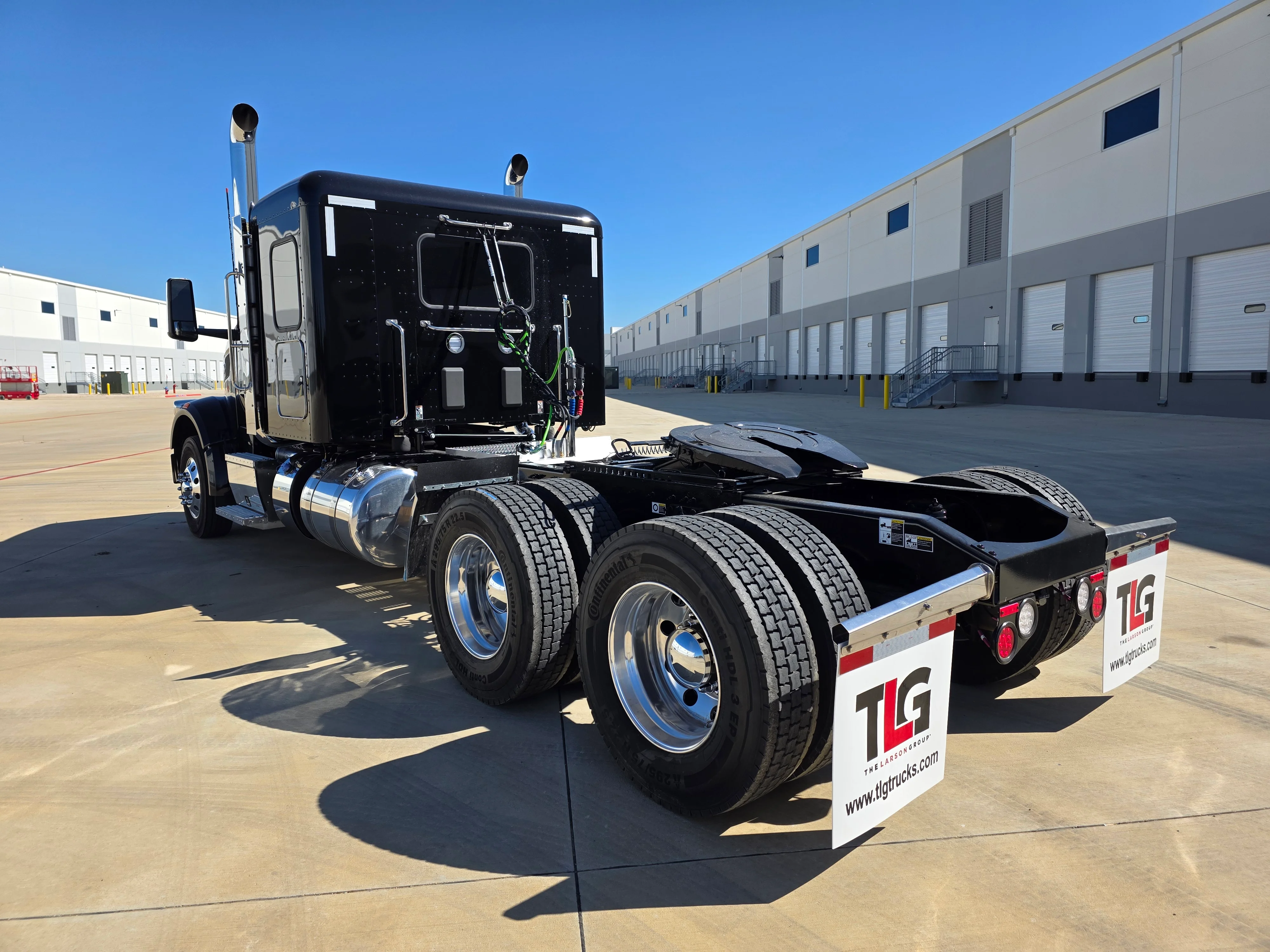 2026 Peterbilt 567 in Fort Smith, AR — photo 3