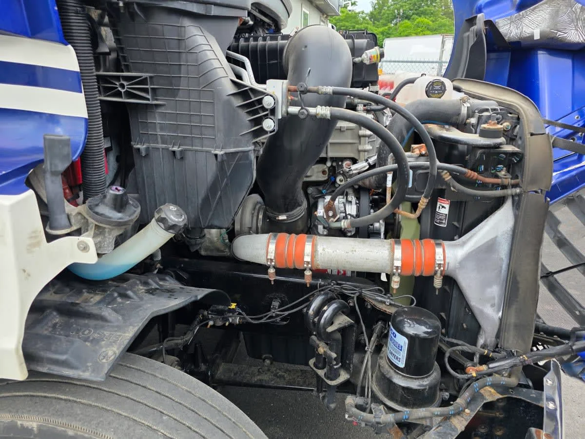 2020 Freightliner Cascadia in Bensalem, PA — photo 9