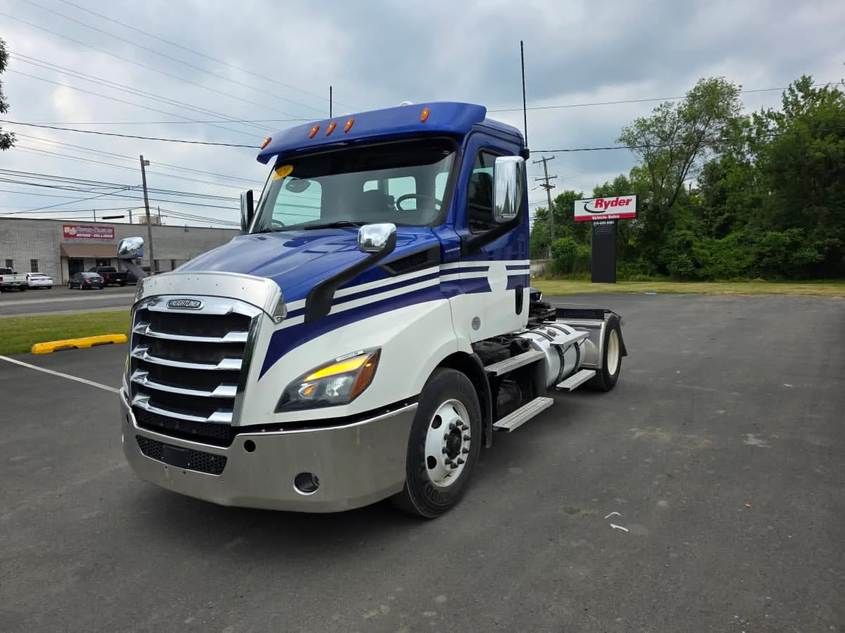 2020 Freightliner Cascadia