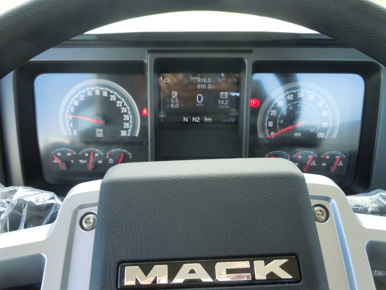 2026 Mack Anthem in Chicago Heights, IL — photo 5