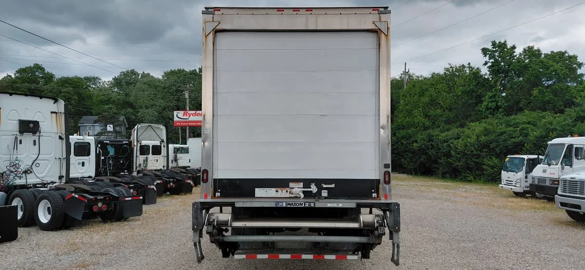 2019 International 4300 in West Chester, OH — photo 5