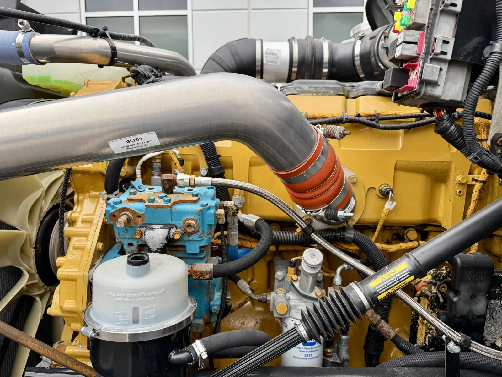 2017 Kenworth T800 - image 12