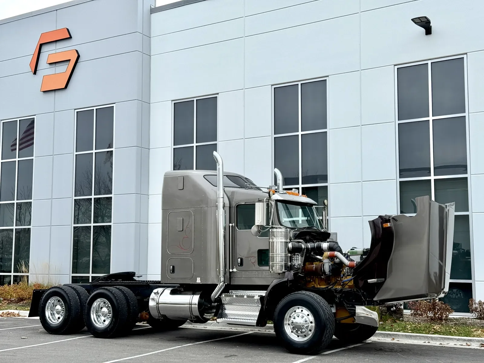 2017 Kenworth T800 in New Lenox, IL — photo 9