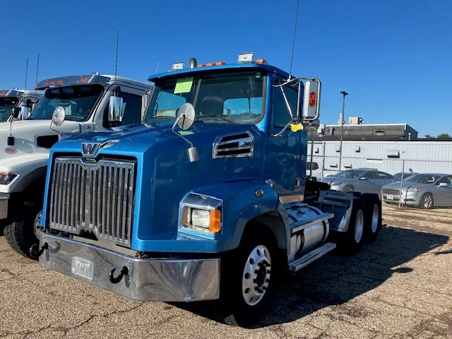 2013 Western Star - image 7