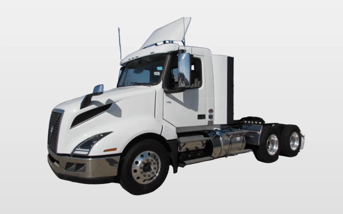 2025 Volvo - image 1